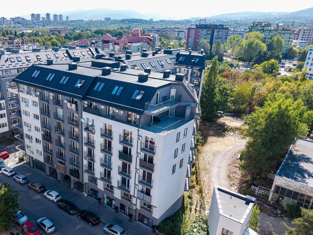 Atanas Ishirkov Residence studio