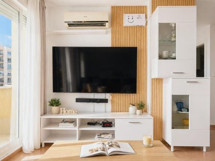 Apartamento con piscina y parking cerca del mar