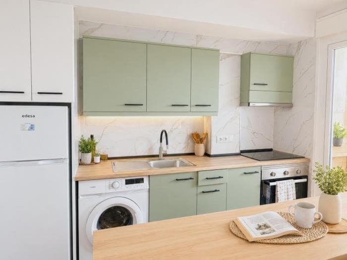 Apartamento con piscina y parking cerca del mar