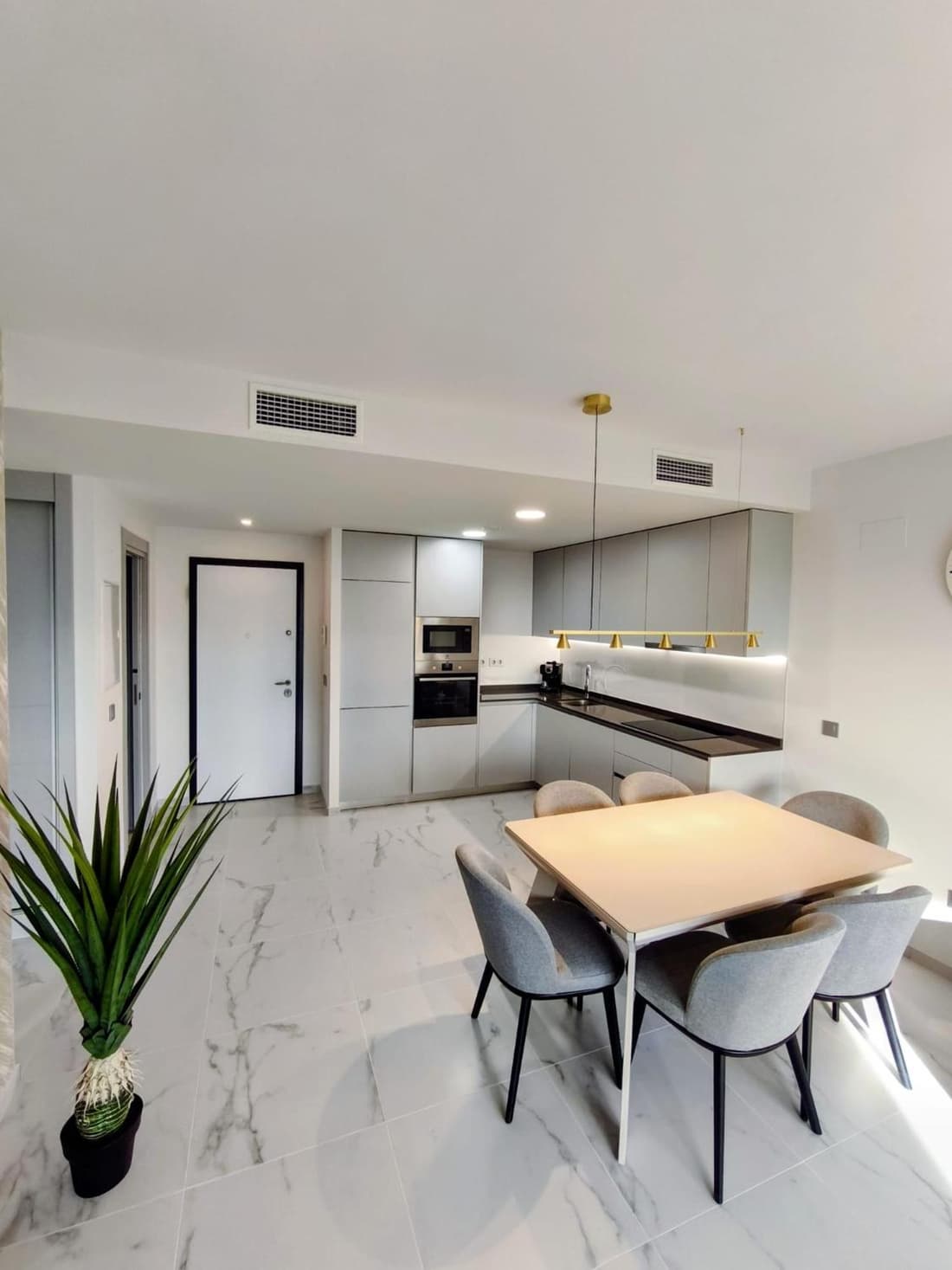 Eagle Tower by Luxury Apartment Benidorm