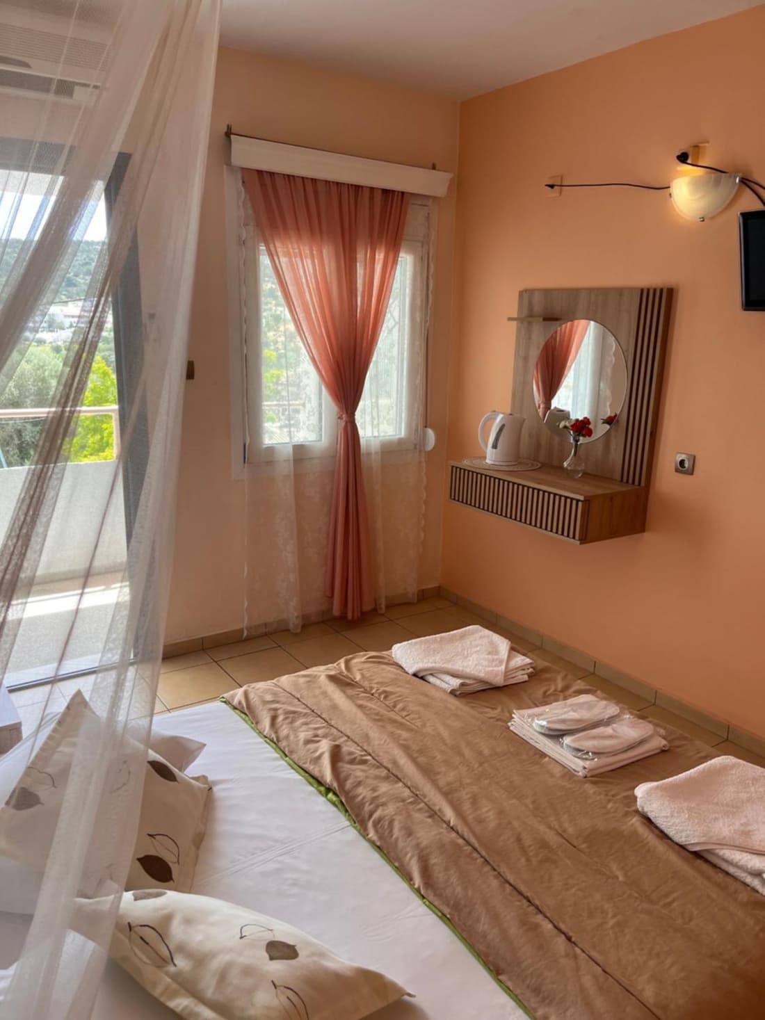 Isidora Hotel