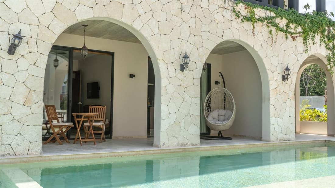 Swim-Up Alberca a tu Puerta Centro de Tulum