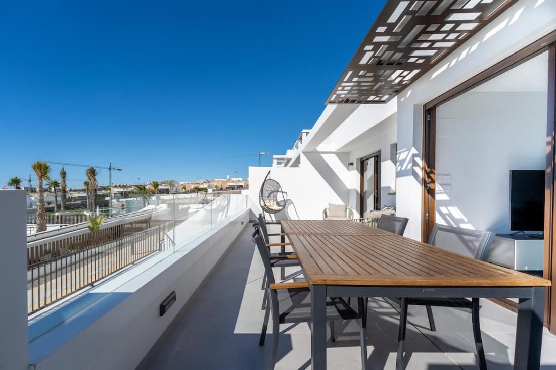 Brand New Luxury Apartment with Private Jacuzzi