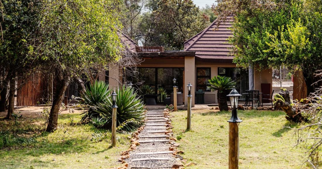 Mabalingwe Nature Reserve - Elephant Lodge - Tjaila