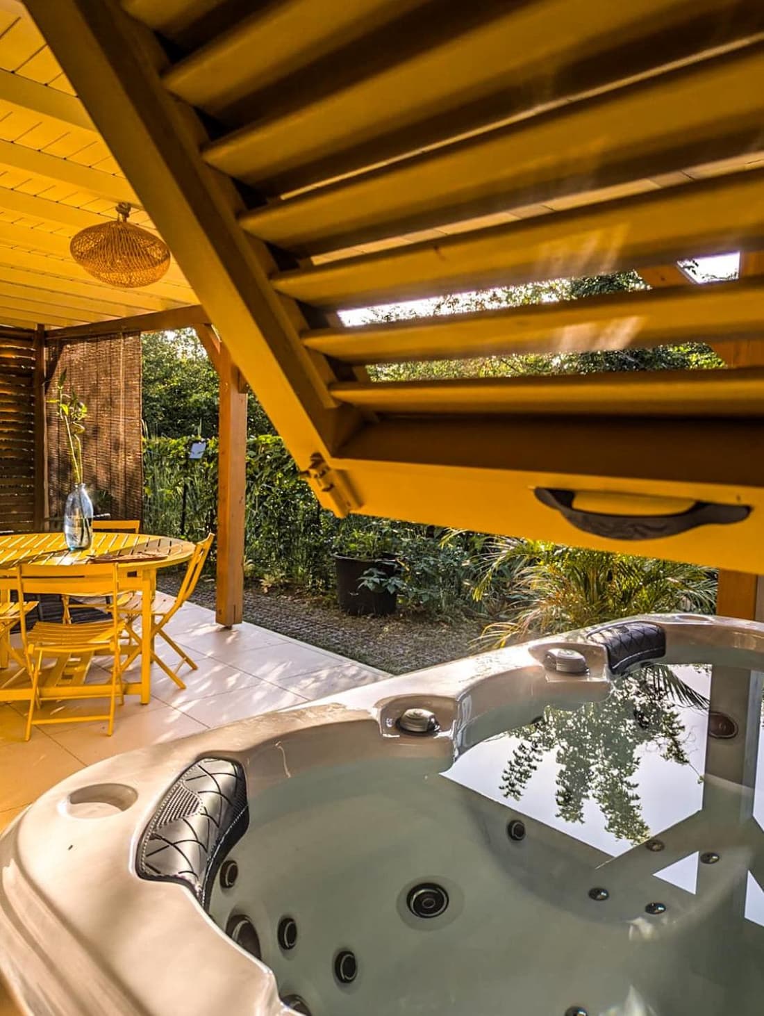 Appartement avec Jacuzzi, grande terrasse, lit King size