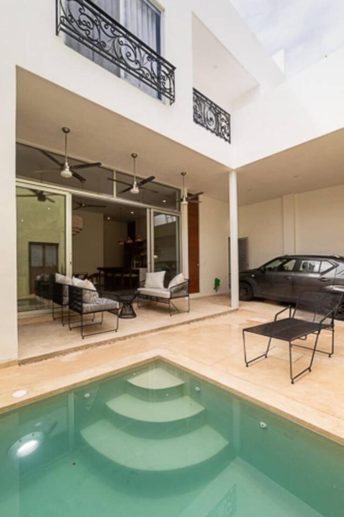Casa Ya ax Oasis with Pool and Rooftop Bar