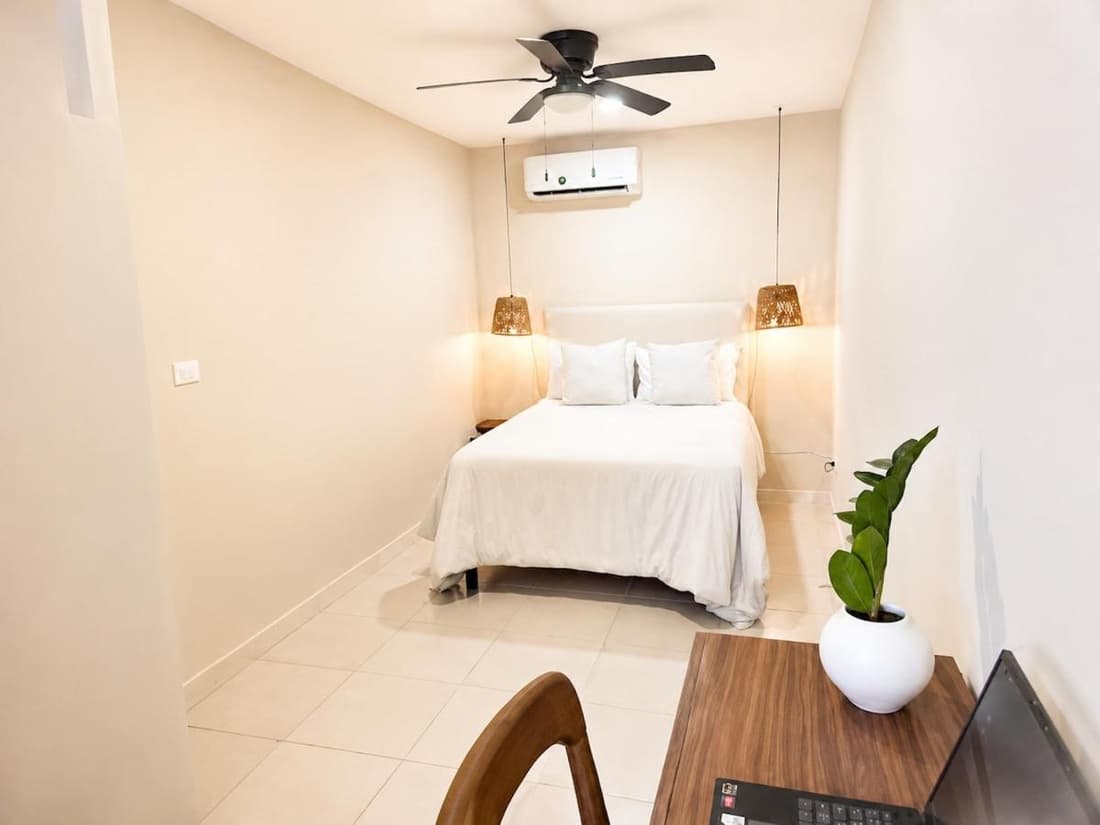 Modern Apt near US Consulate y Siglo XXI
