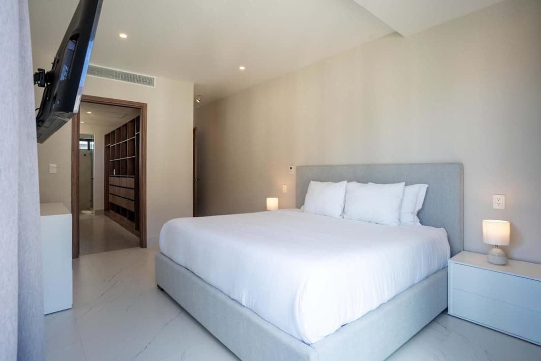 Exclusive Penthouse - 4BR - Private Rooftop