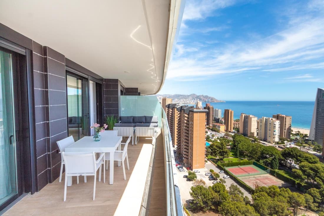 Luxury 3-bdr apartment Benidorm Beach Residence