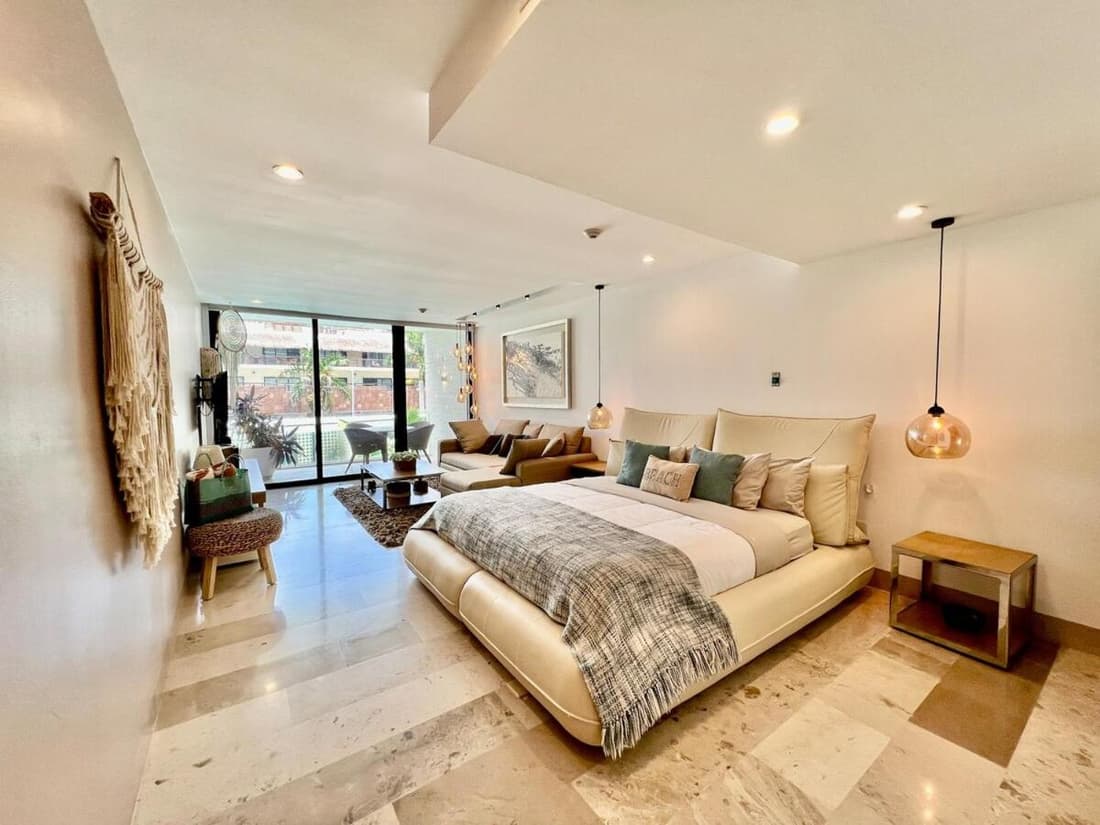 Quiet & Luxurious Apartment with the Best Location