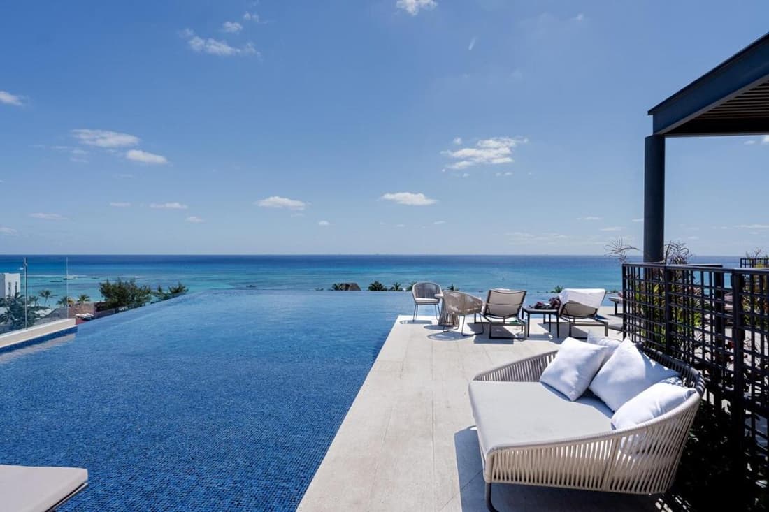 2br luxury on the 38th with beachfront access