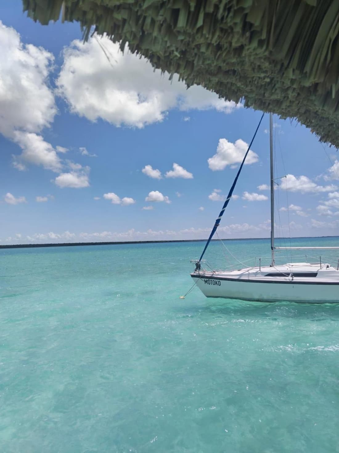 Yacht for rent in Bacalar