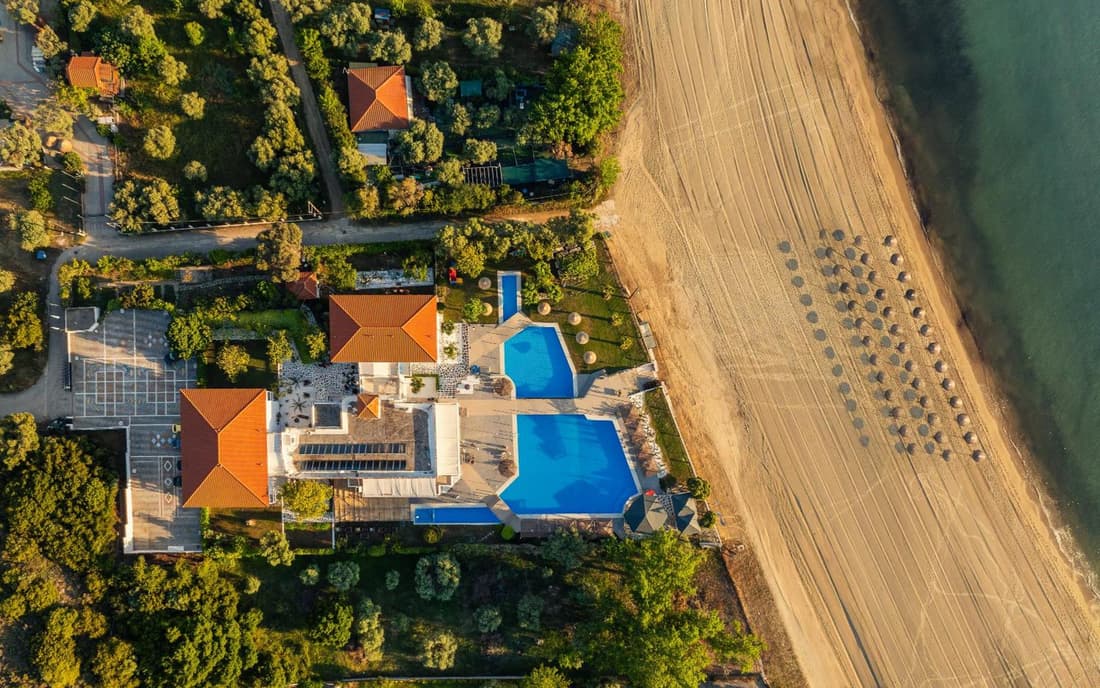Kamari Beach Hotel