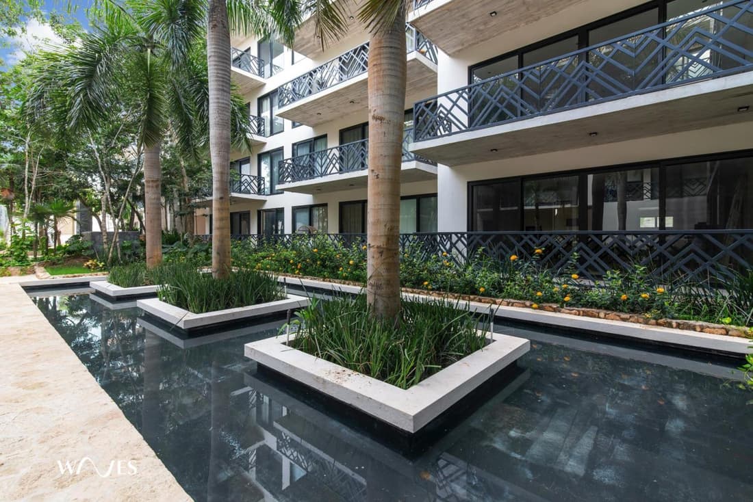 Palais By Waves