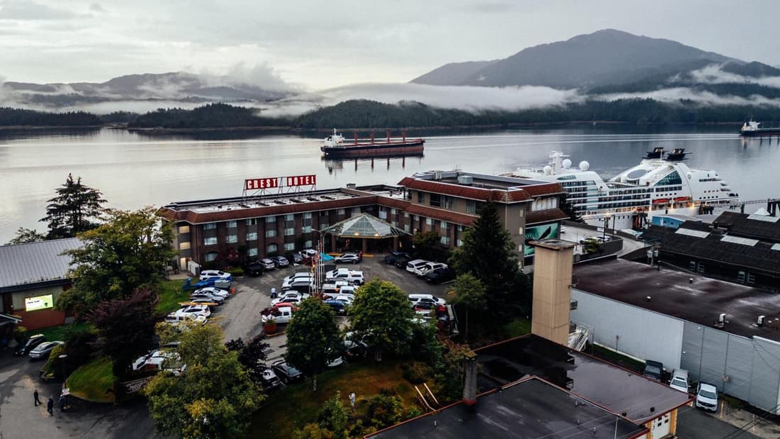 Crest Hotel