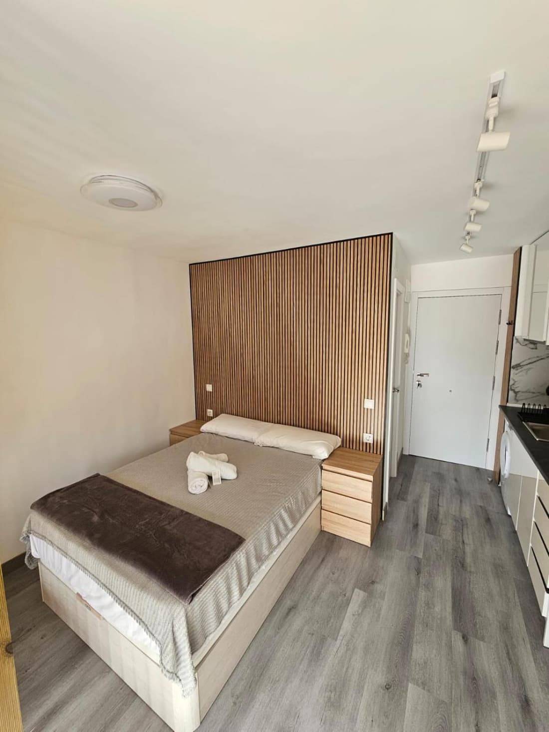 Benidorm Playa Levante Enrique Studio