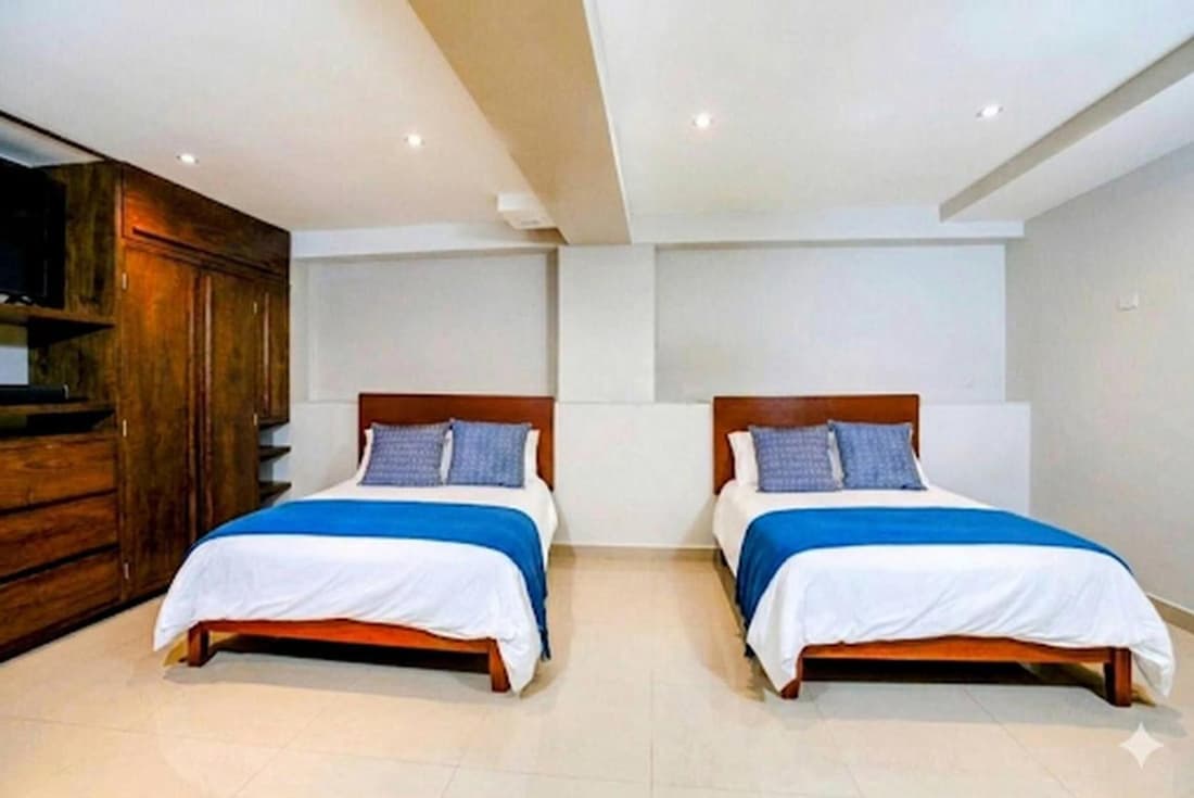 Incredible Spacious apartment just steps from the sea