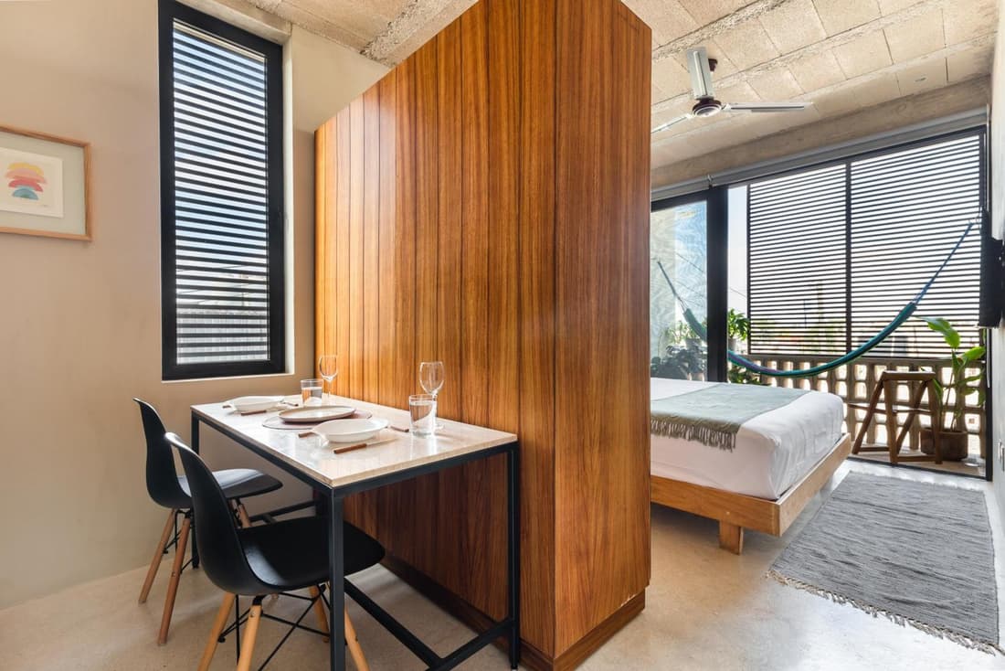 Urban Loft w Rooftop Pool in Donceles