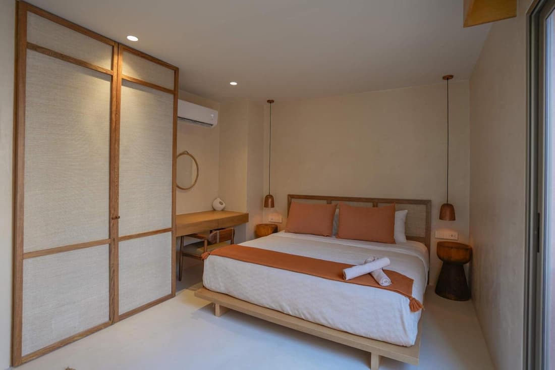 1BR Jungle Escape in Aflora Condo with Private Pool