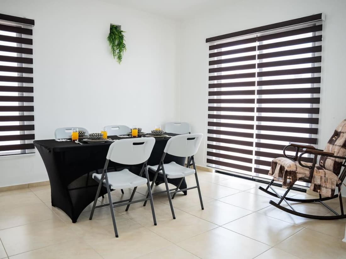 Beautiful house 2 bedroom wifi TV