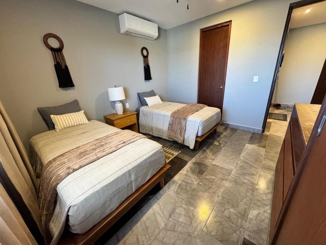 2 Bed Penthouse Private rooftop