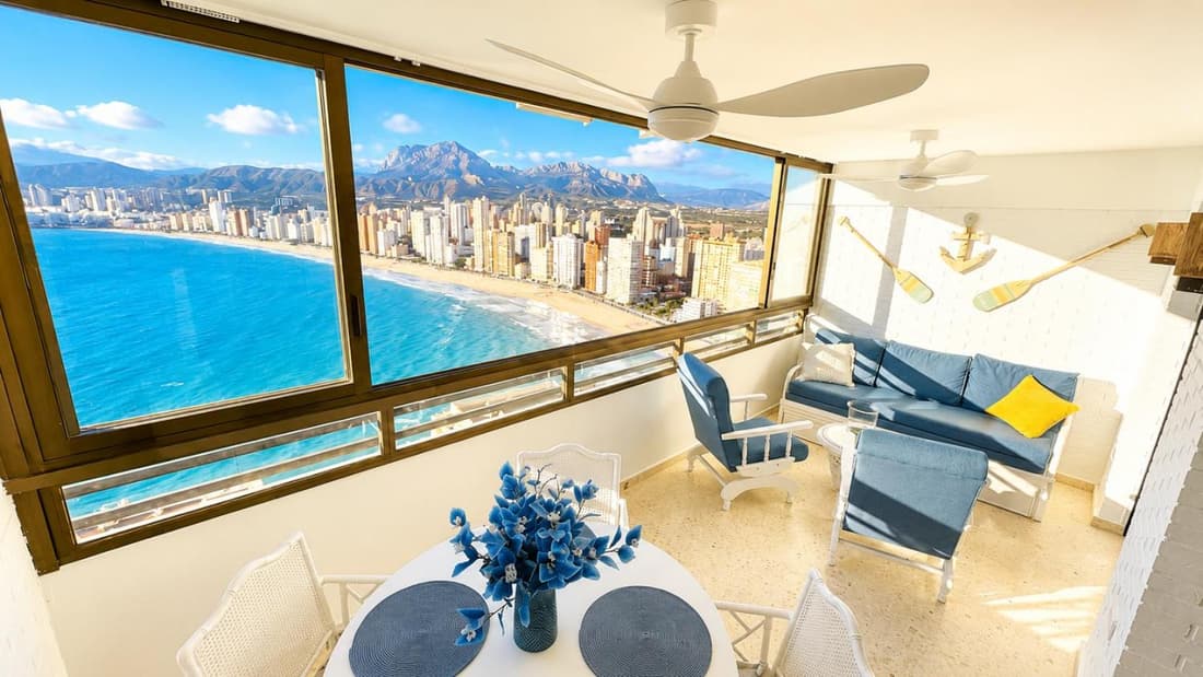 Armando SeaView Residence - Azure