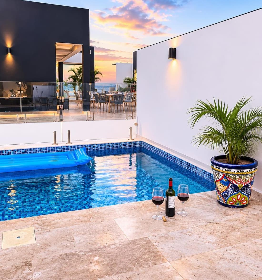New Luxury Studio in the City Center