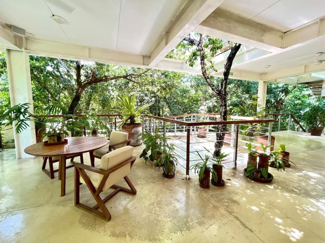 2 pools and beach club 10 minutes away - Chaká Condo