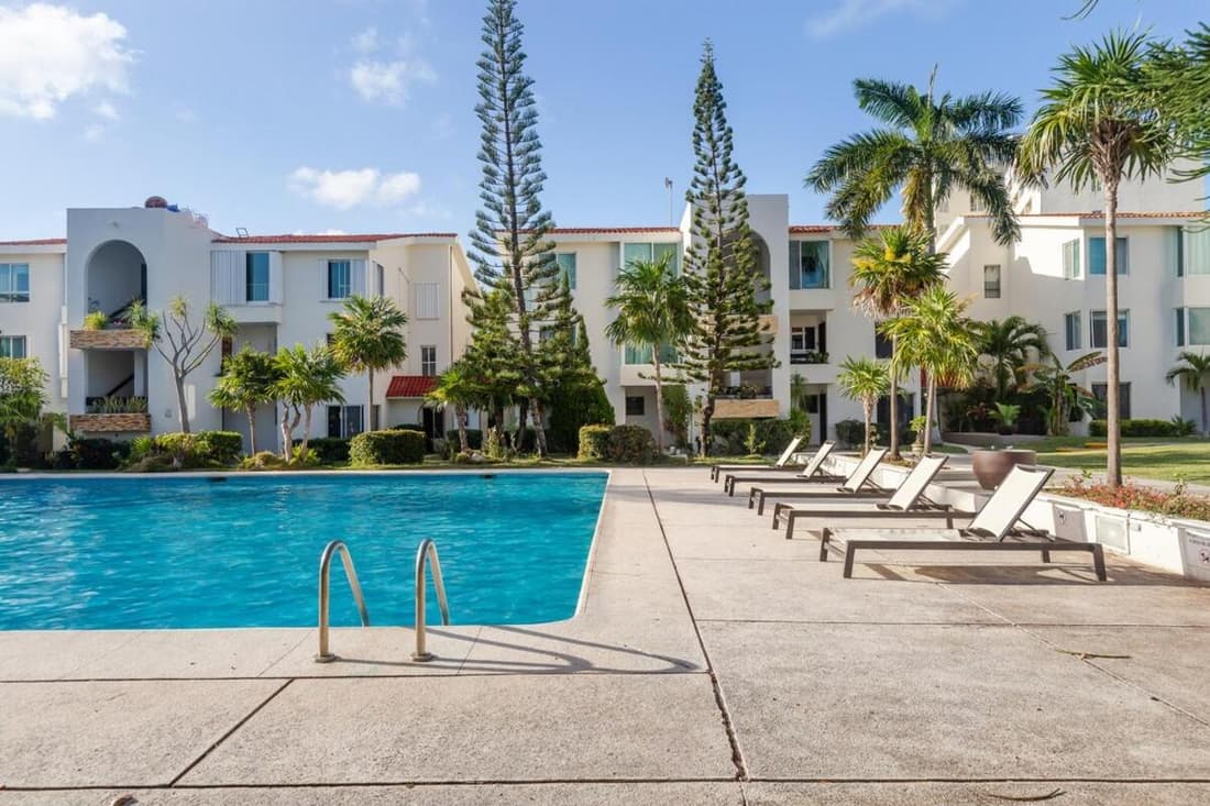 Incredible location in Hotel Zone, beautiful 3b condo