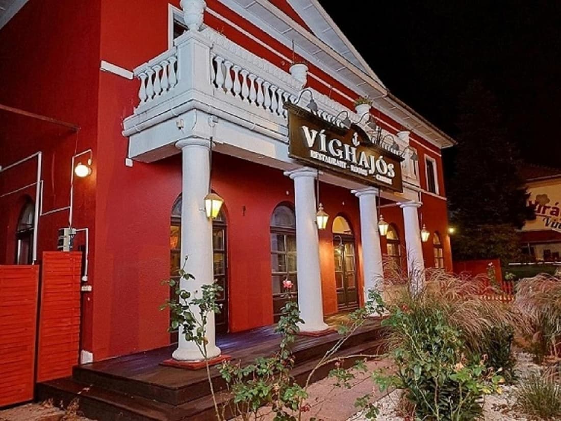 Víghajós Panzió