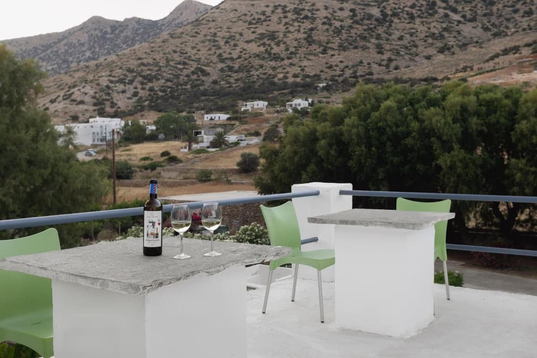 Mazi in Sifnos