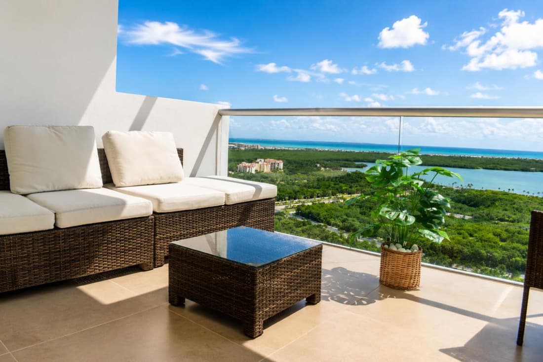 Private Terrace with Spectacular Ocean Lagoon Views