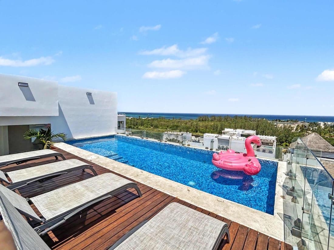 New 1 bedroom apt + Ocean view
