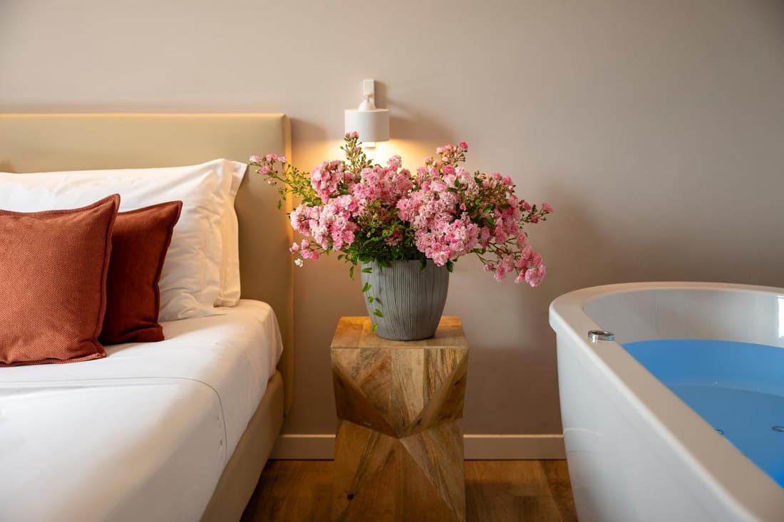 Rota Suites