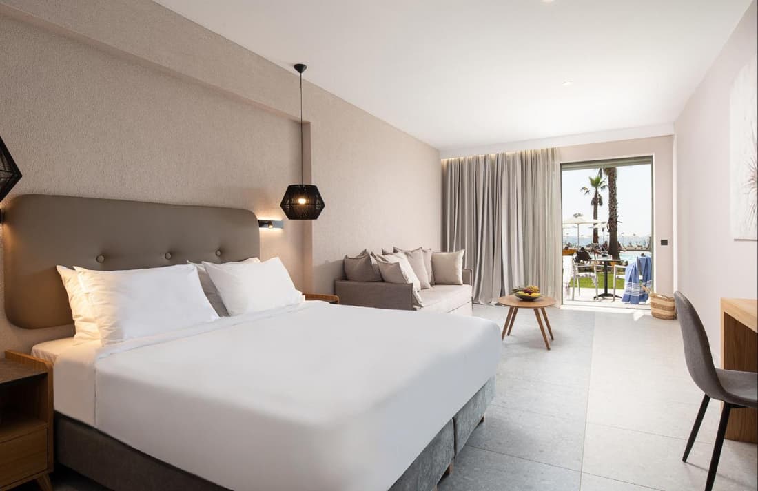 Portes Lithos Luxury Resort
