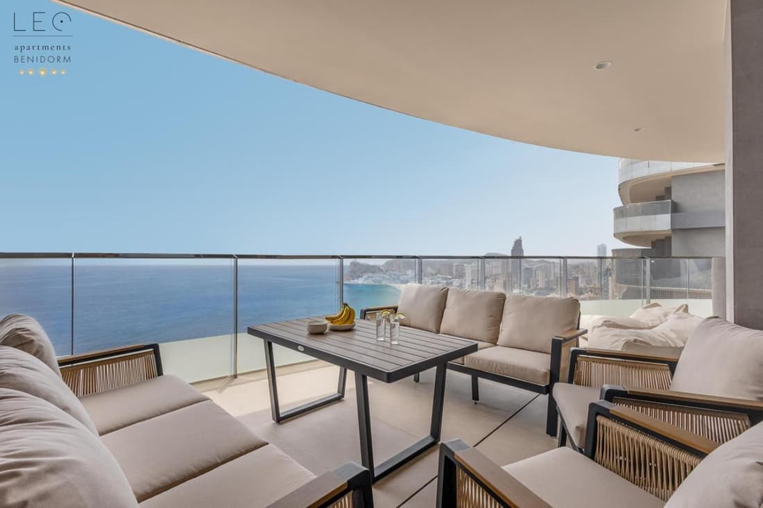 Sunset Sailors High Floor Apartment by Leo Apartments