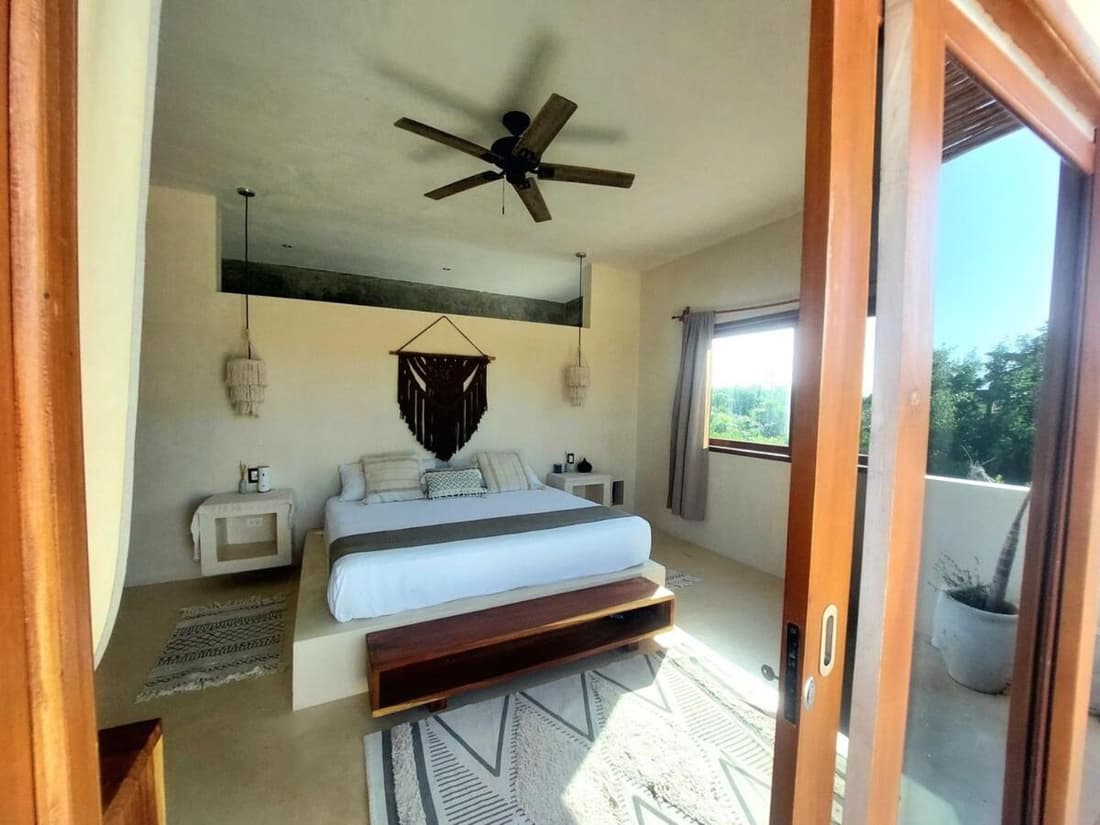 Villa de Lujo Privada a 150 m de la playa