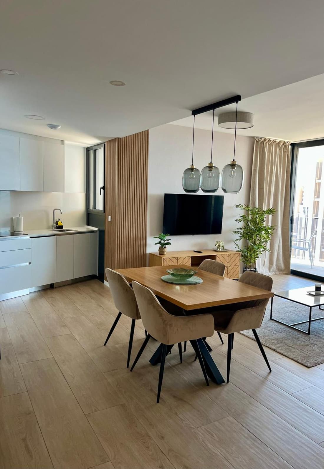 Apartment Torre Sakura 21 a by VivaMar