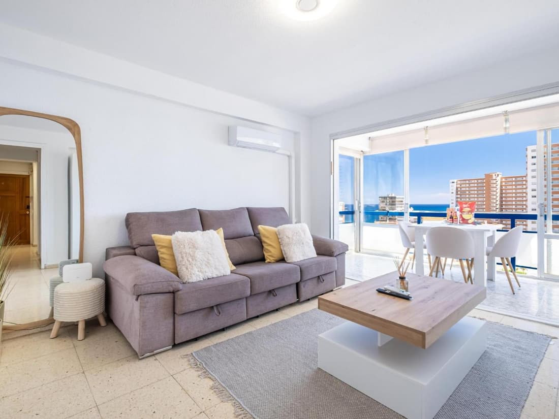 The Blue Horizon Benidorm. Sea Views Cozy Balcon