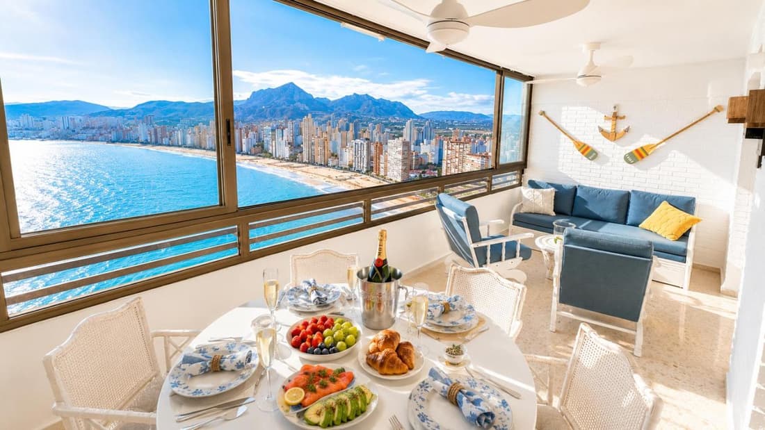 Armando SeaView Residence - Azure
