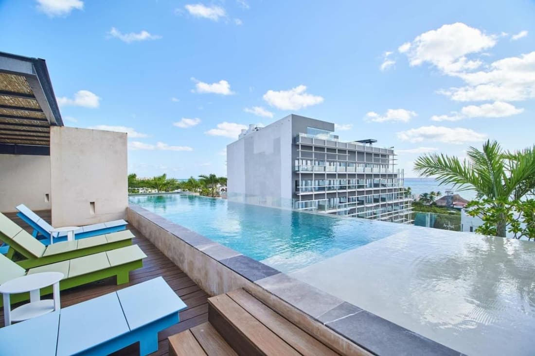 Sabor a Miel Steps from the Beach and 5th Avenue
