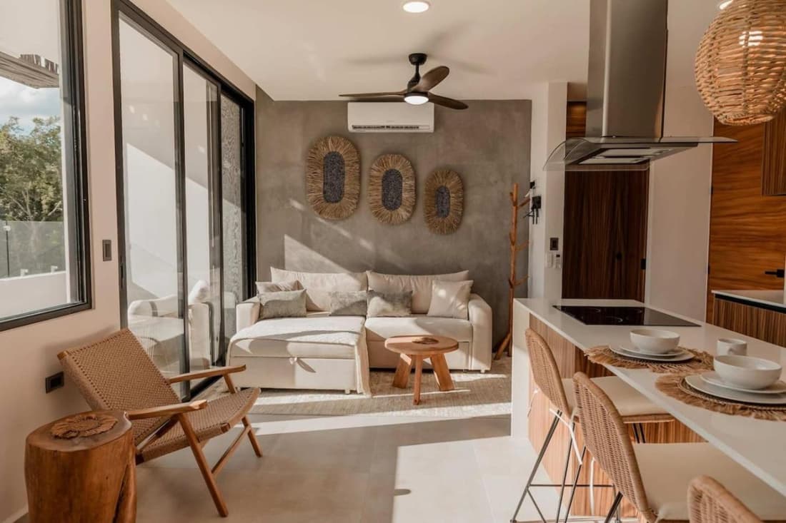 Apt with Private Plunge Pool and Rooftop