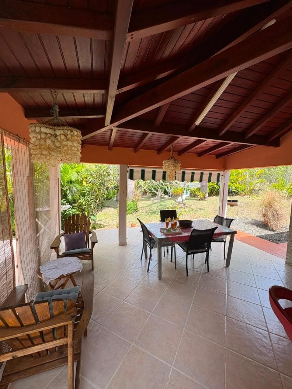 Gite d'arles Bungalow "La Rose"