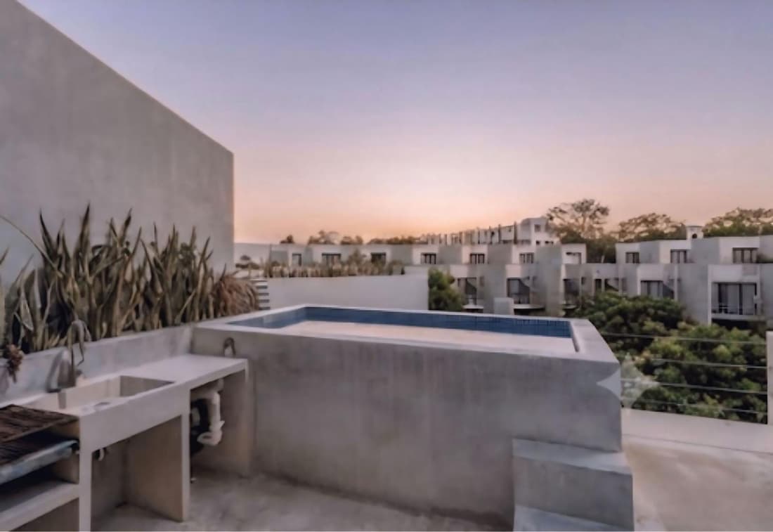 Penthouse with Private Pool 10 Min to Beach