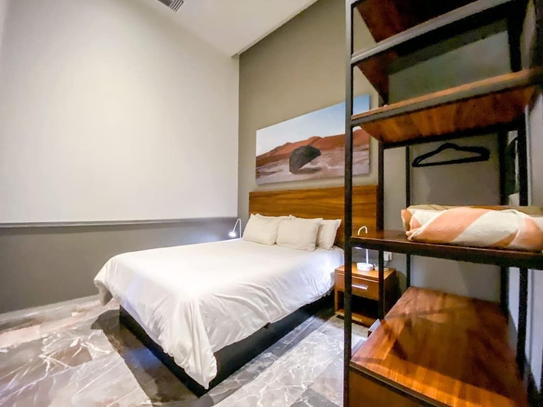 Joy Apt with rooftop and panoramic views