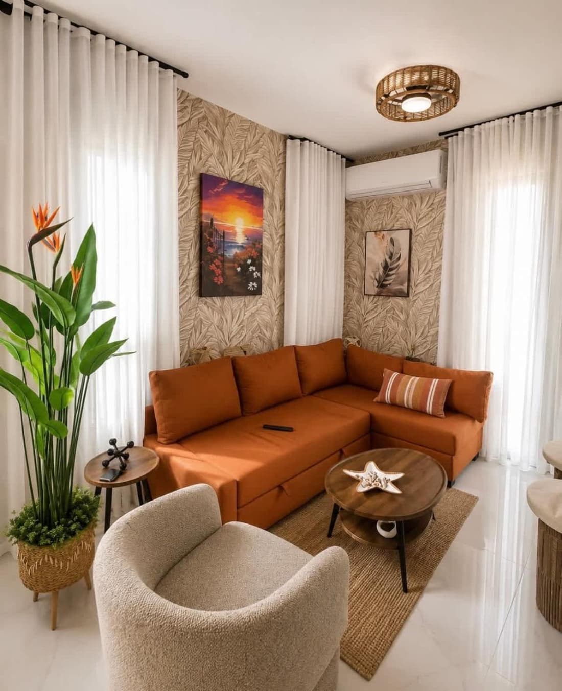Luxury 2BR Penthouse Rooftop Jacuzzi Near Beach