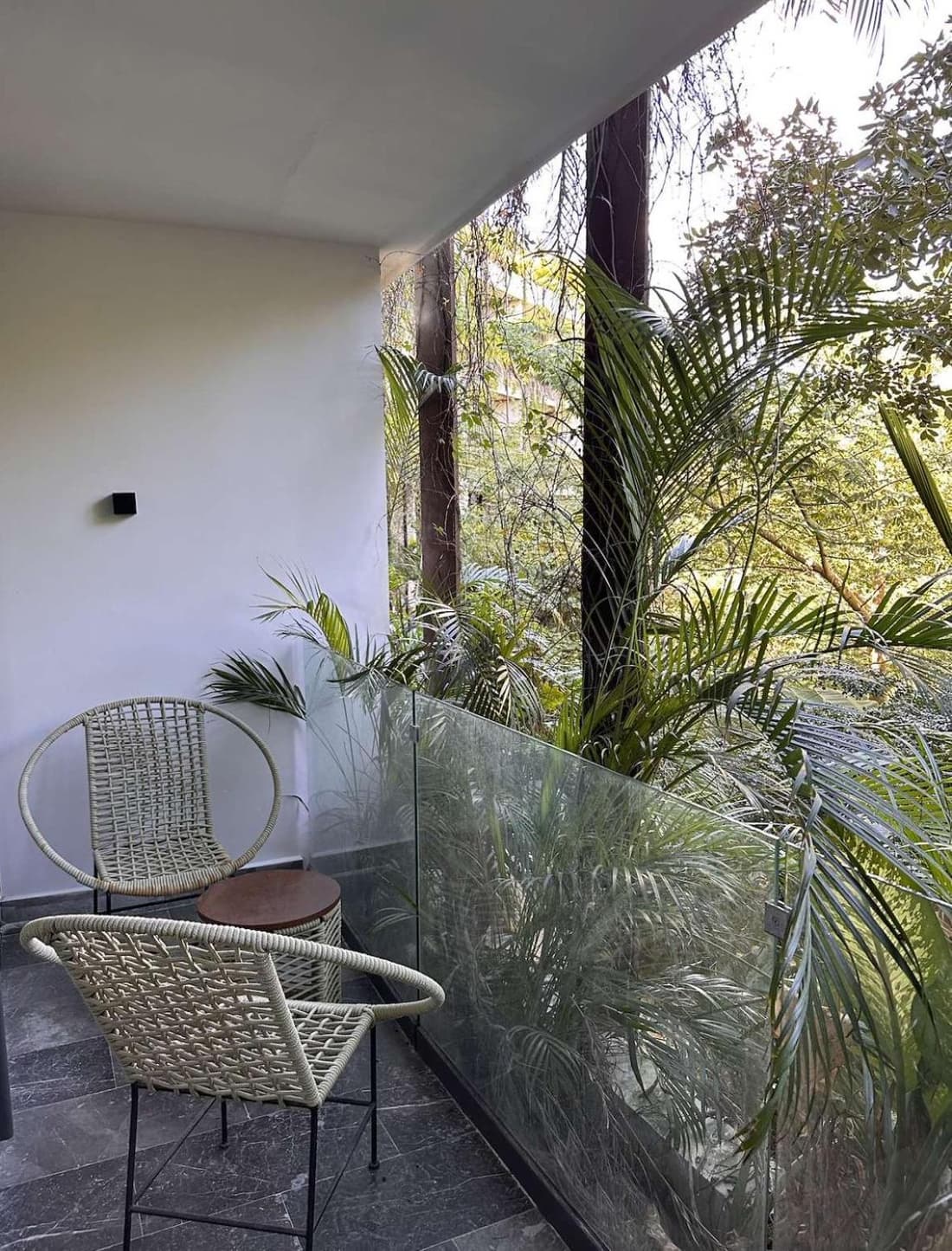 Apartamento con vista a la piscina
