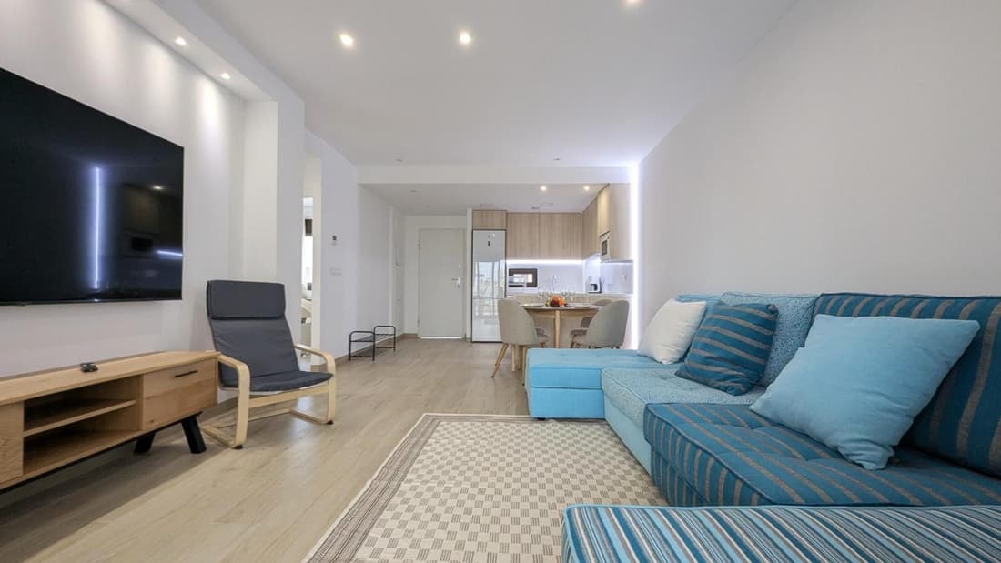 SUNNY HILLS dream apartment