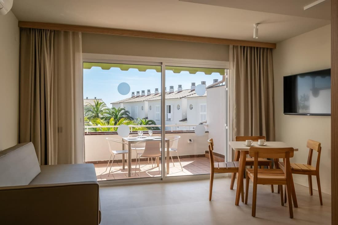 Apartamentos Estival Park