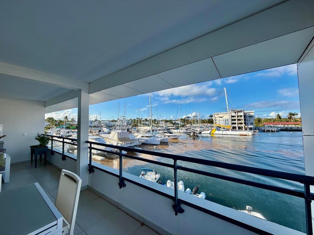 Les deux suites de la marina